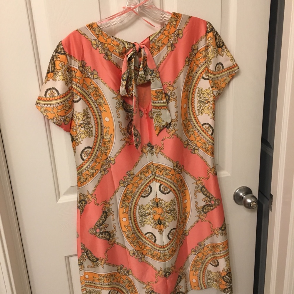 Dress - Picture 2 of 3